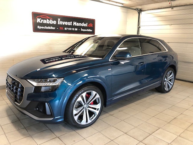 Audi Q8 blågrøn