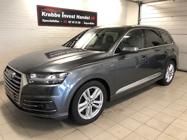 Audi SQ7 grå
