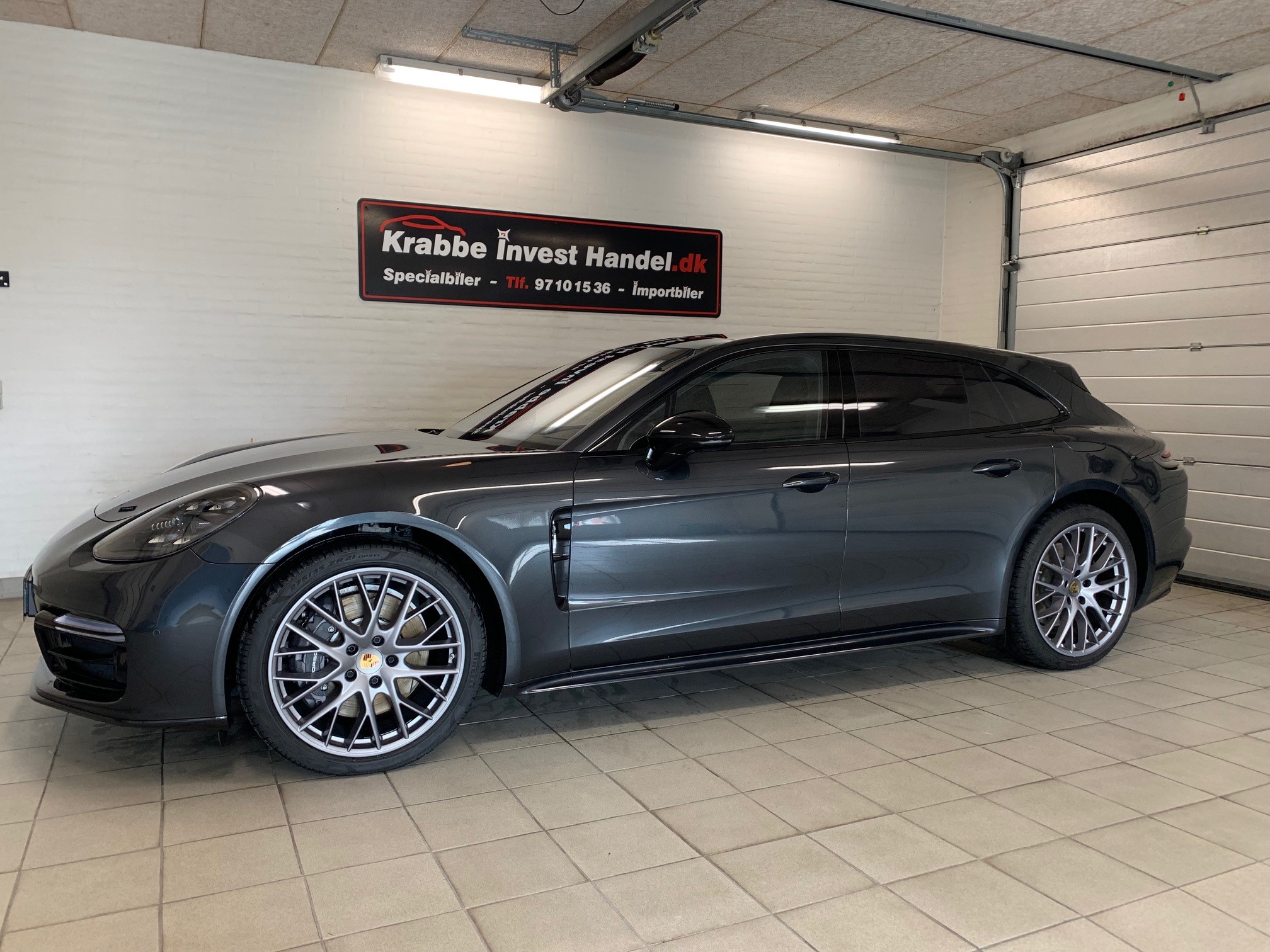 Porsche Panamera hybrid