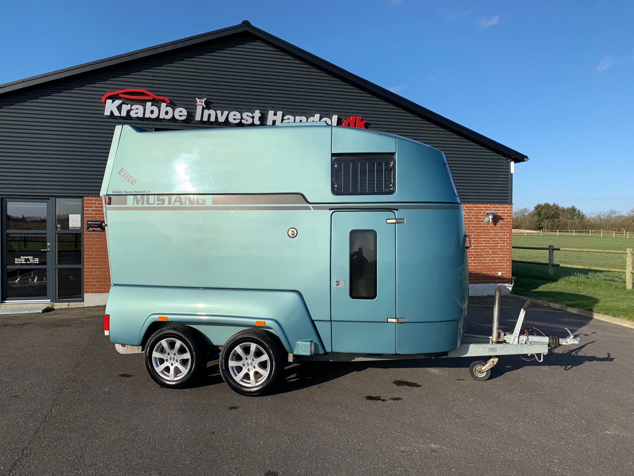 Mustang Elite hestetrailer (1)