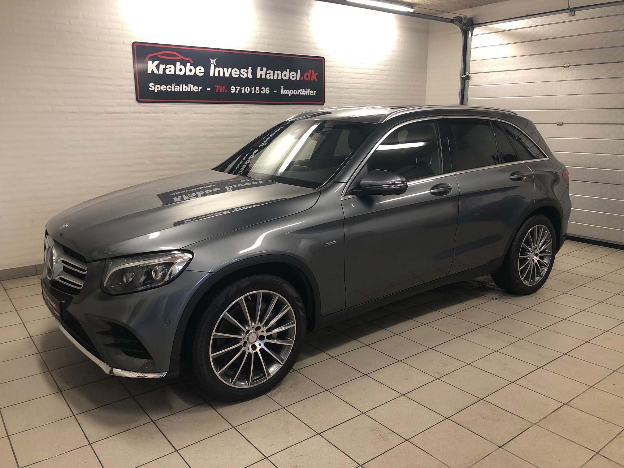 Mercedes GLC 250d 4M AMG grå metallic