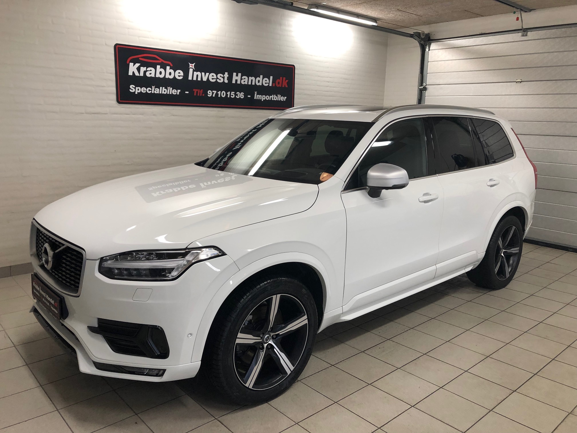 Volvo XC90 D5 R-design