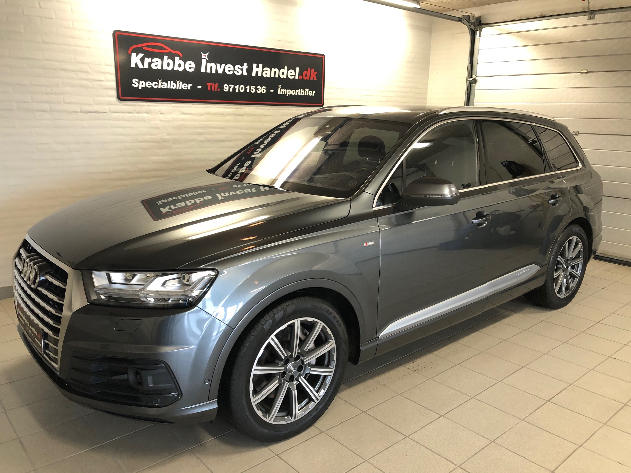 Audi Q7 3,0 TDI S-line (2)