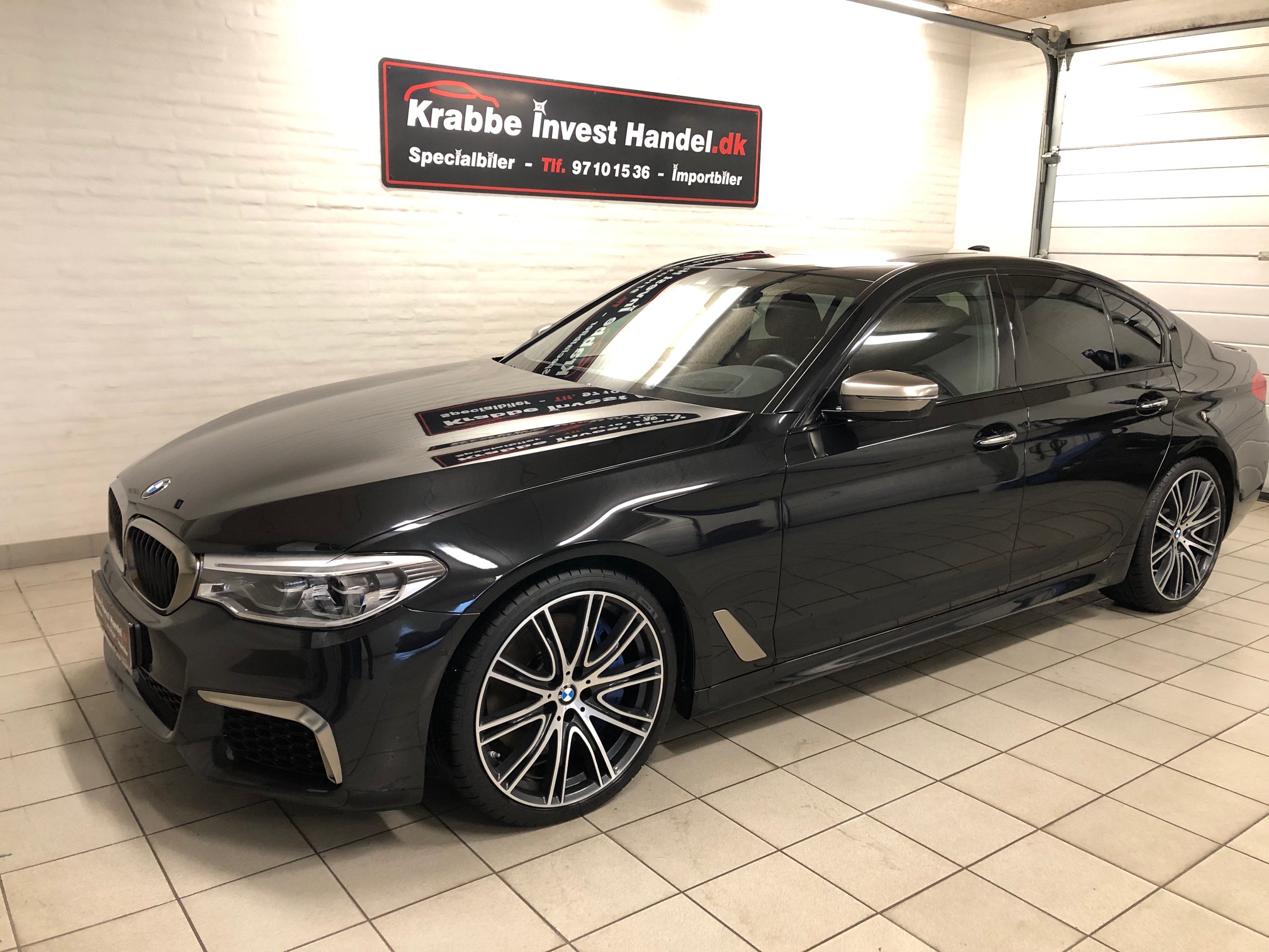 BMW M550i