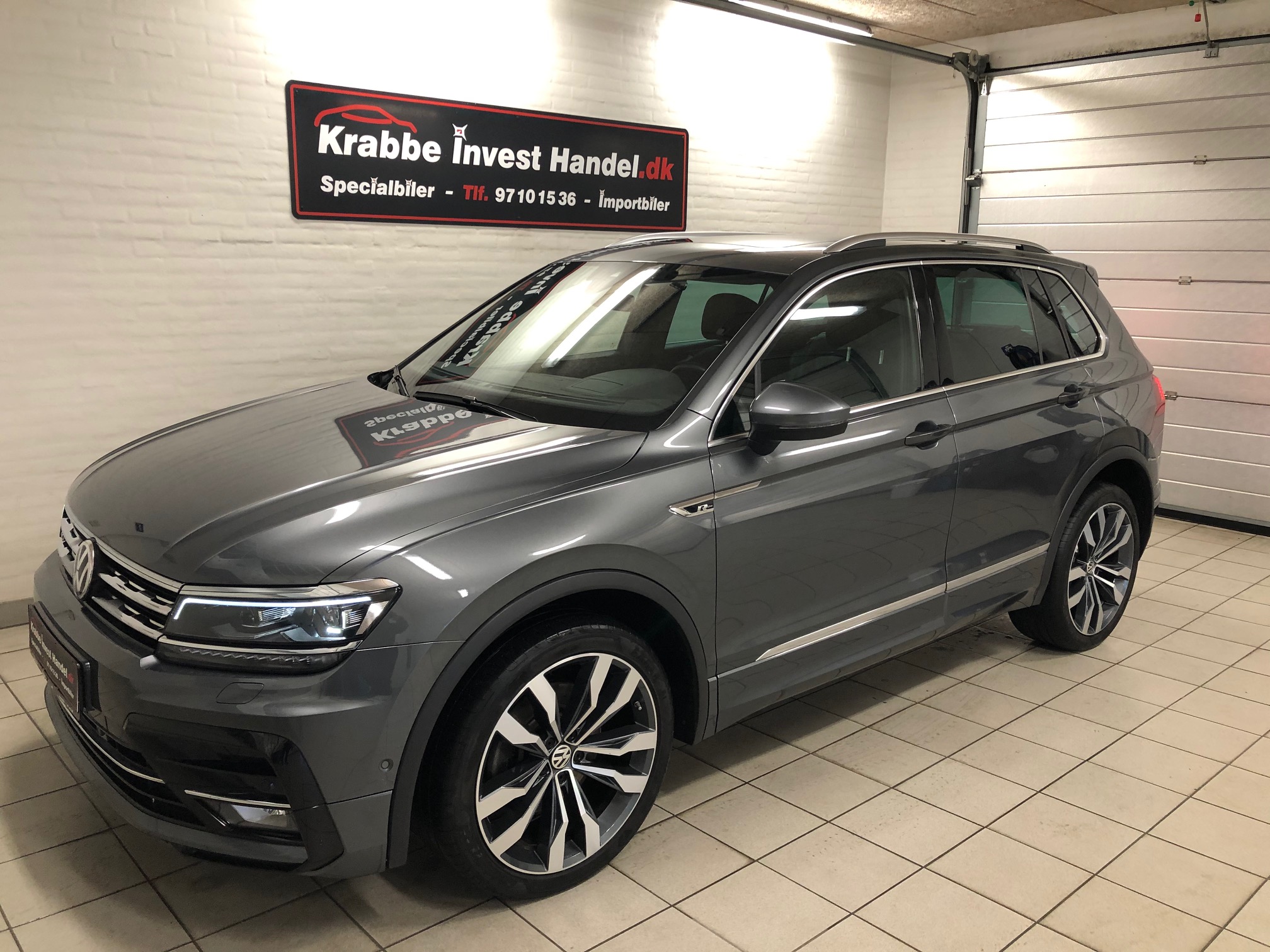 VW Tiguan R-line koks 62100 km