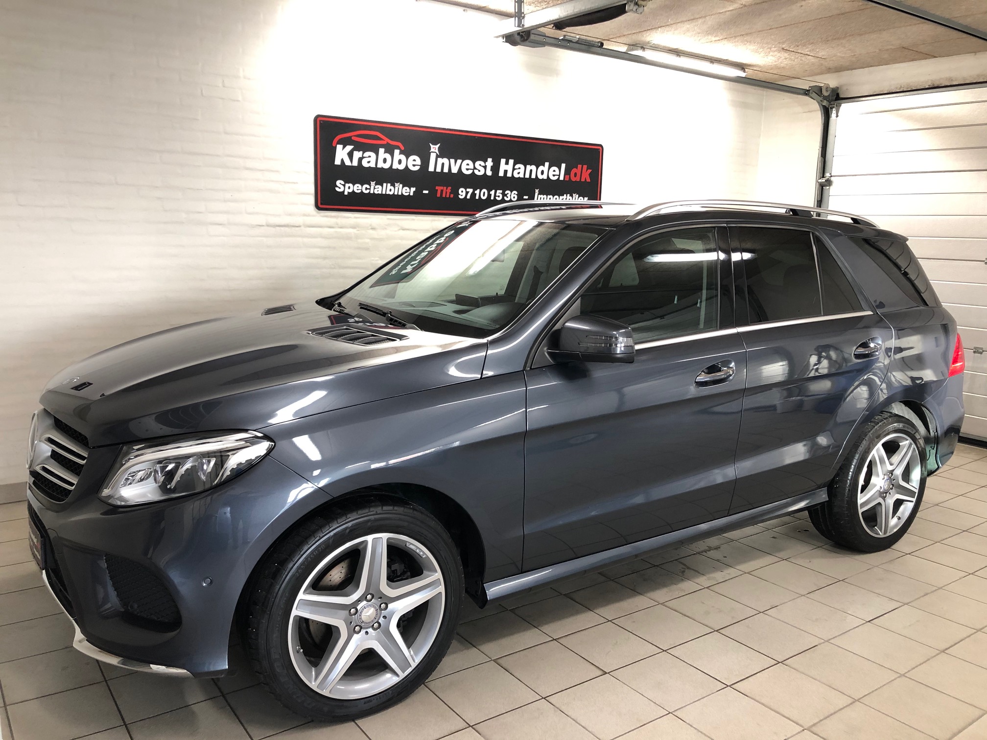 Mercedes GLE 350 grå 102000 km
