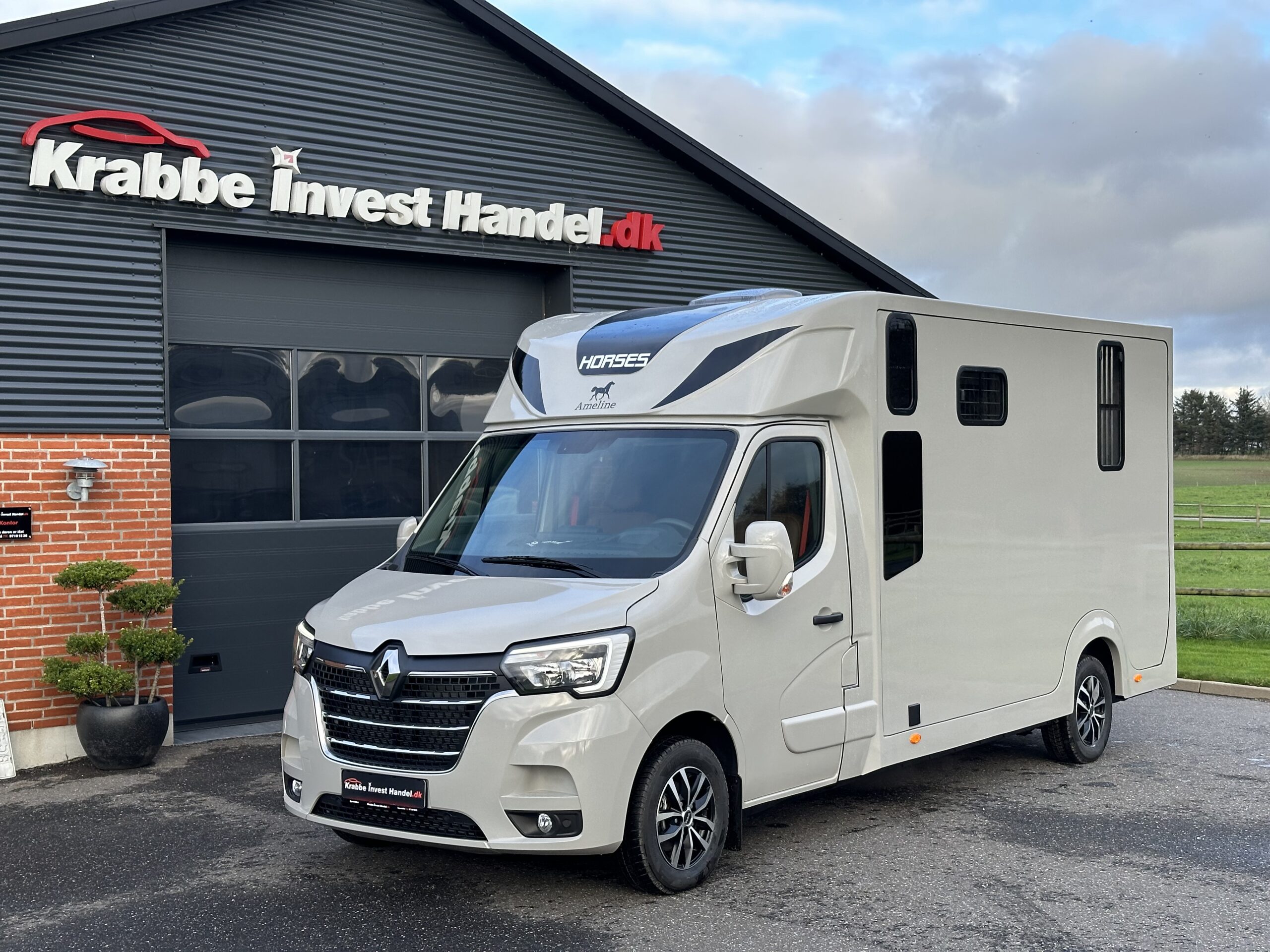 Renault Master 2,3 dCi 163 Ameline hestebil 2023