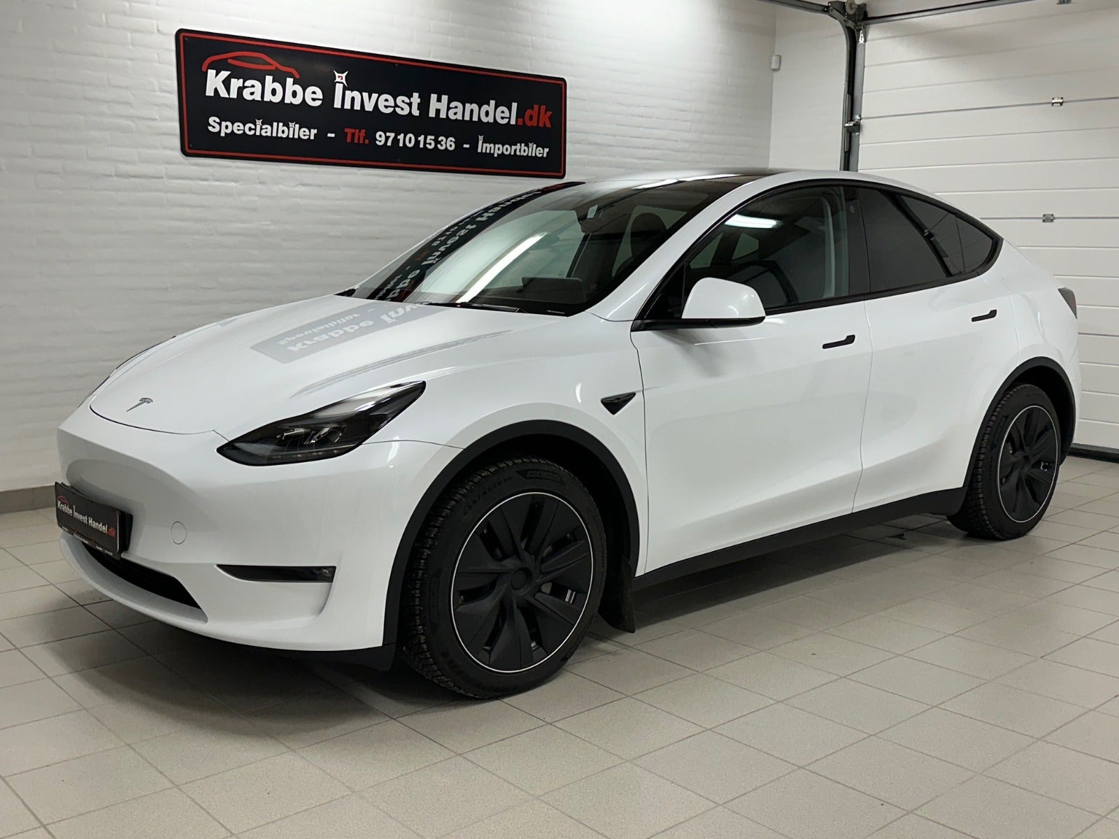 Tesla Model Y Long Range AWD 2023