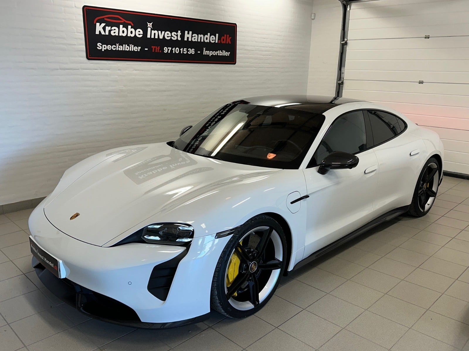 Porsche Taycan Turbo S  2022